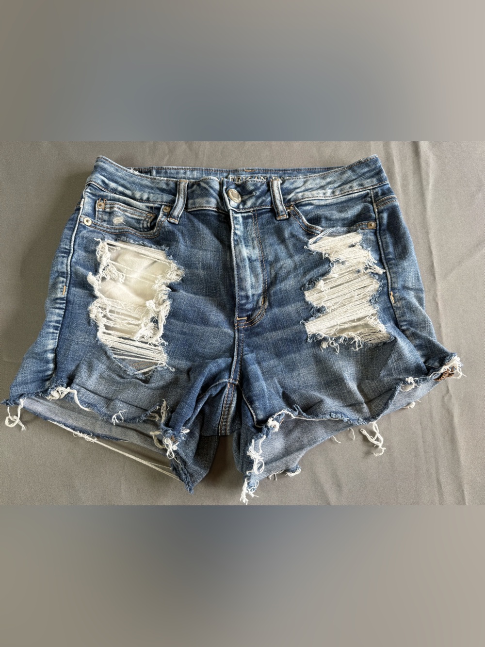 American Eagle Hi-Rise Shortie Distressed Denim Shorts Size 8 Stretch
